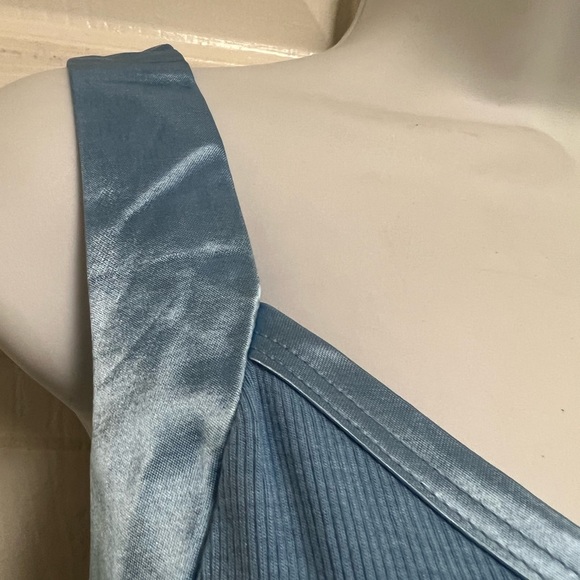 Uniform By John Paul Richard Blue Ribbed Tank - Picture 4 of 9